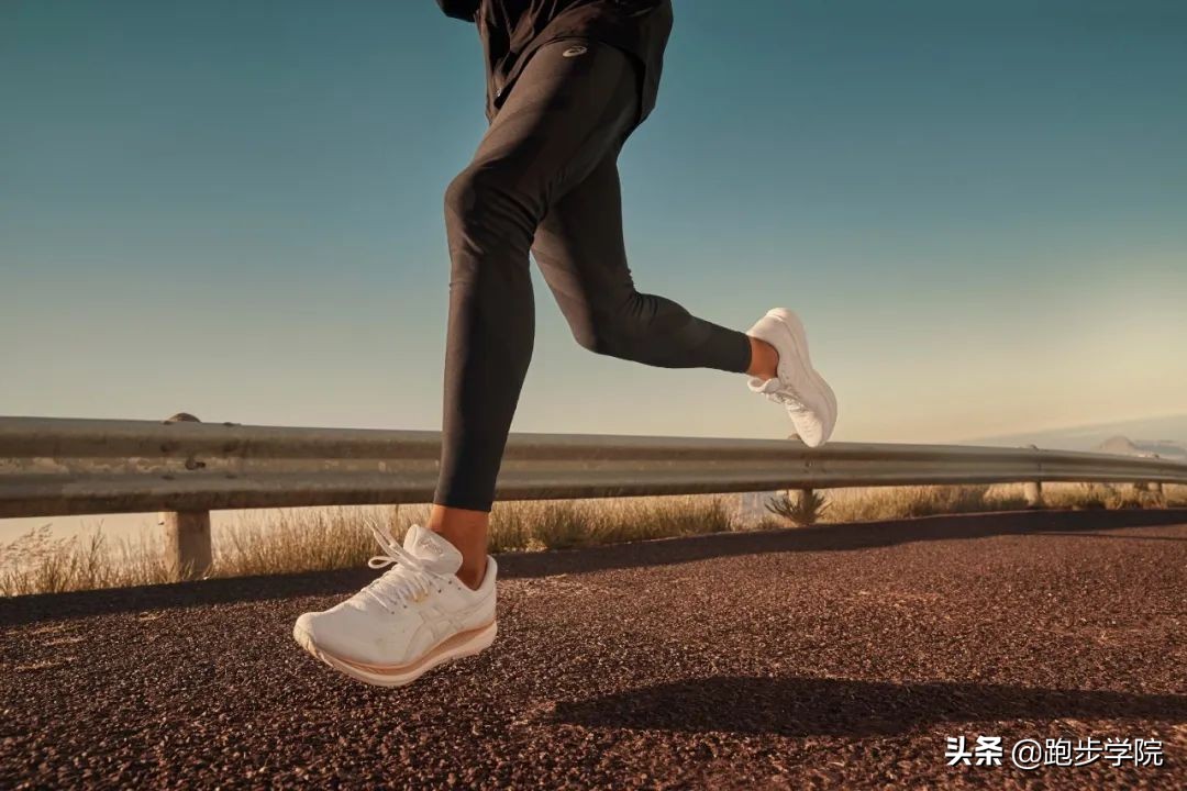 疫情在家不能出门怎么练球,疫情不让出门怎么练跑步