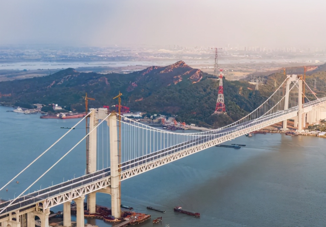 12.9镇江财经早报|市领导与科技界和外企代表座谈听取对“十四五”镇江发展的意见建议