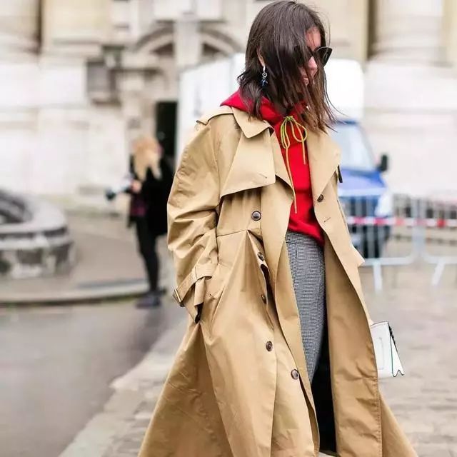 冬天的卫衣叠穿更时髦,连帽卫衣叠穿大法