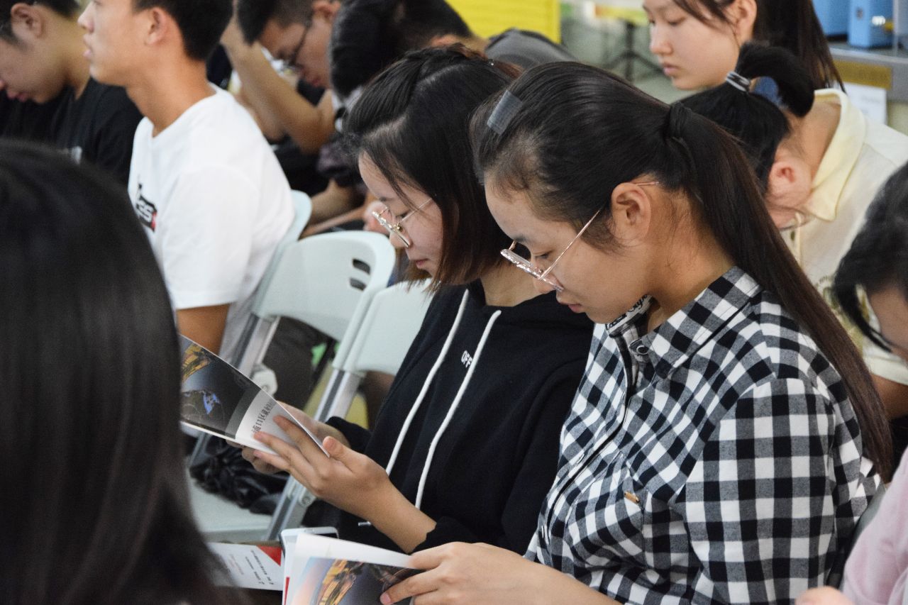 宁星聚惠浦口就业创业政策宣讲会在南京工业大学开展