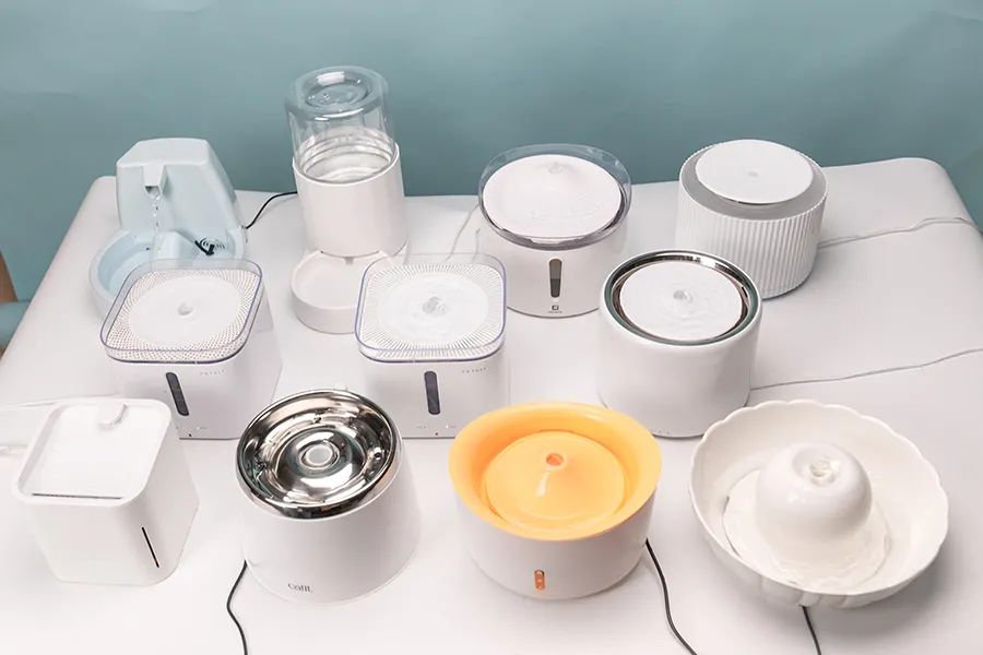 小佩宠物饮水机漏水,小佩饮水机漏电对宠物有害吗