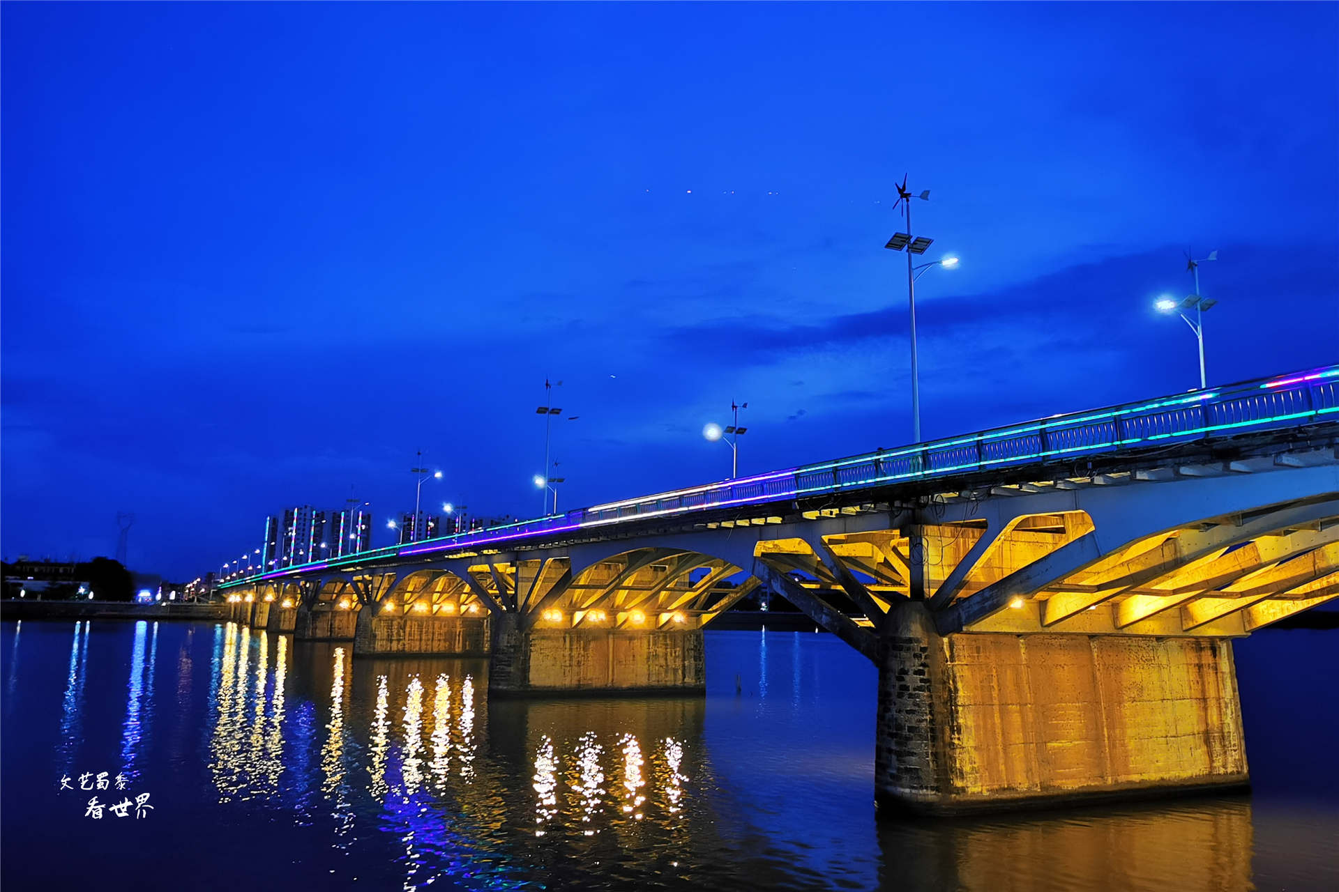 离开三亚的东北人都去哪了,三亚养老过冬好的地方每月多少钱