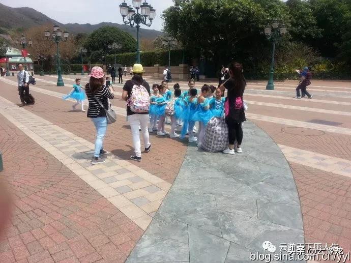 香港迪士尼乐园亲子游,香港迪士尼儿童乐园