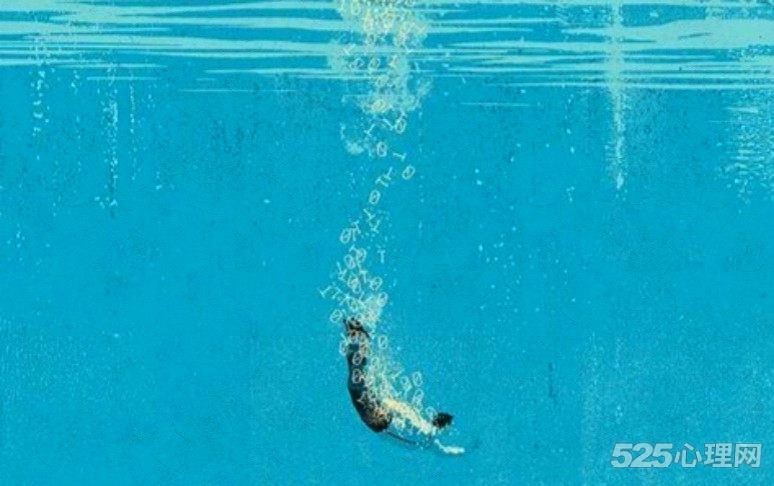 如何给有自杀倾向的空心病患者做危机干预？