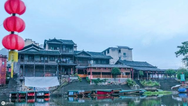 边城翠翠悲剧论,边城中翠翠爱情的悲剧根源是什么