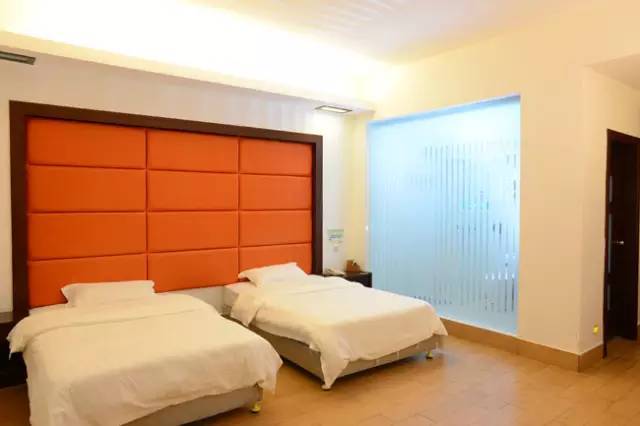 西咸水矿温泉度假村住宅,温泉度假别墅房间带池