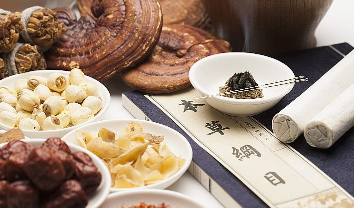 皮肤干燥中医教你补水小妙招,还在为皮肤干长皱纹和敏感发愁吗