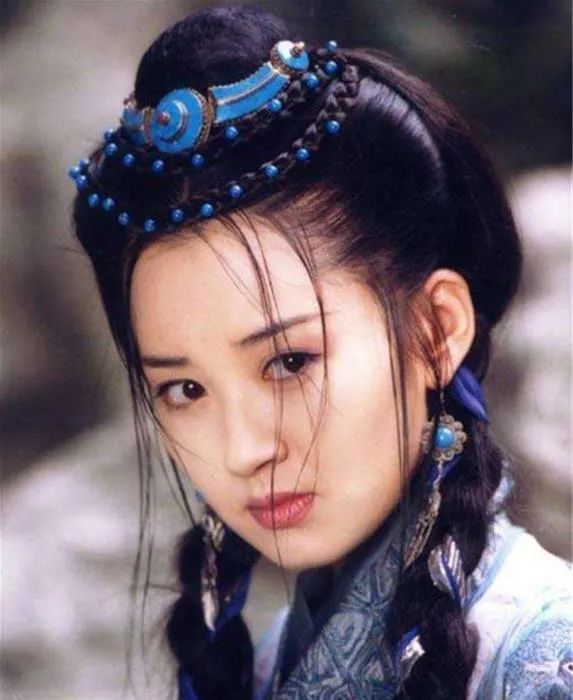 许晴52岁少女感十足,许晴52岁像25岁