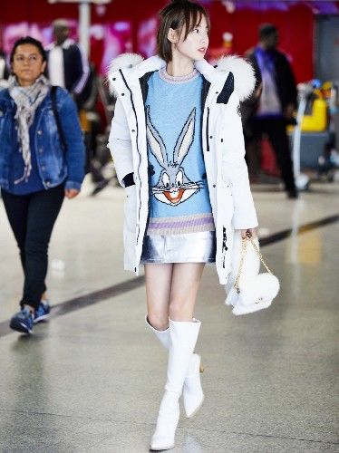 张嘉倪蓝色抹胸礼服,张嘉倪穿微透长裙