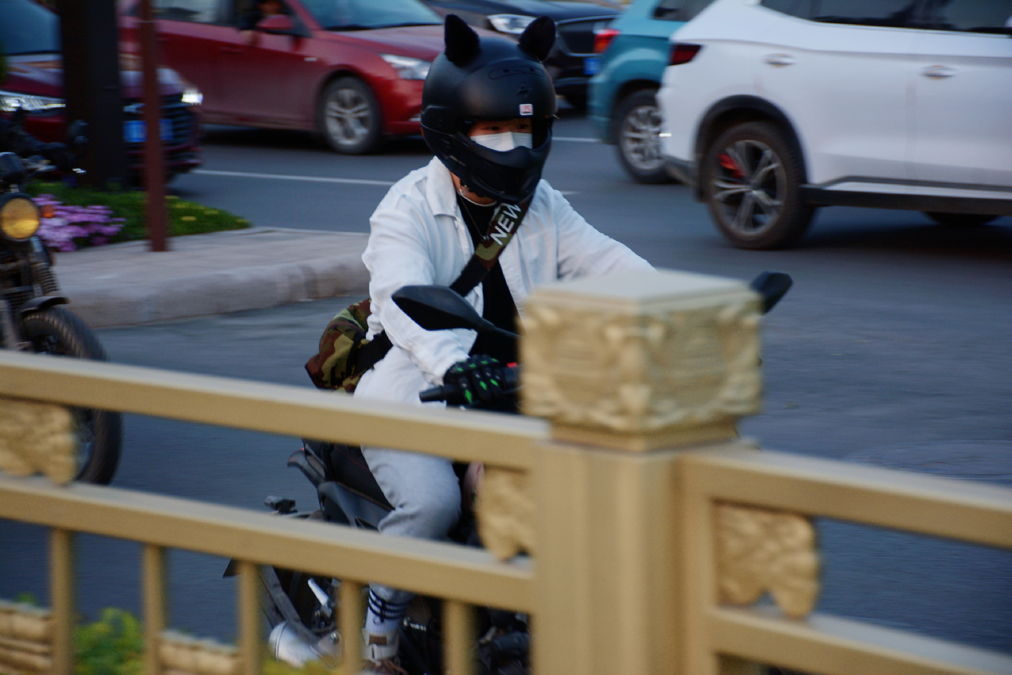 摩旅穷游到底选什么摩托车好,摩旅自驾游选什么摩托车