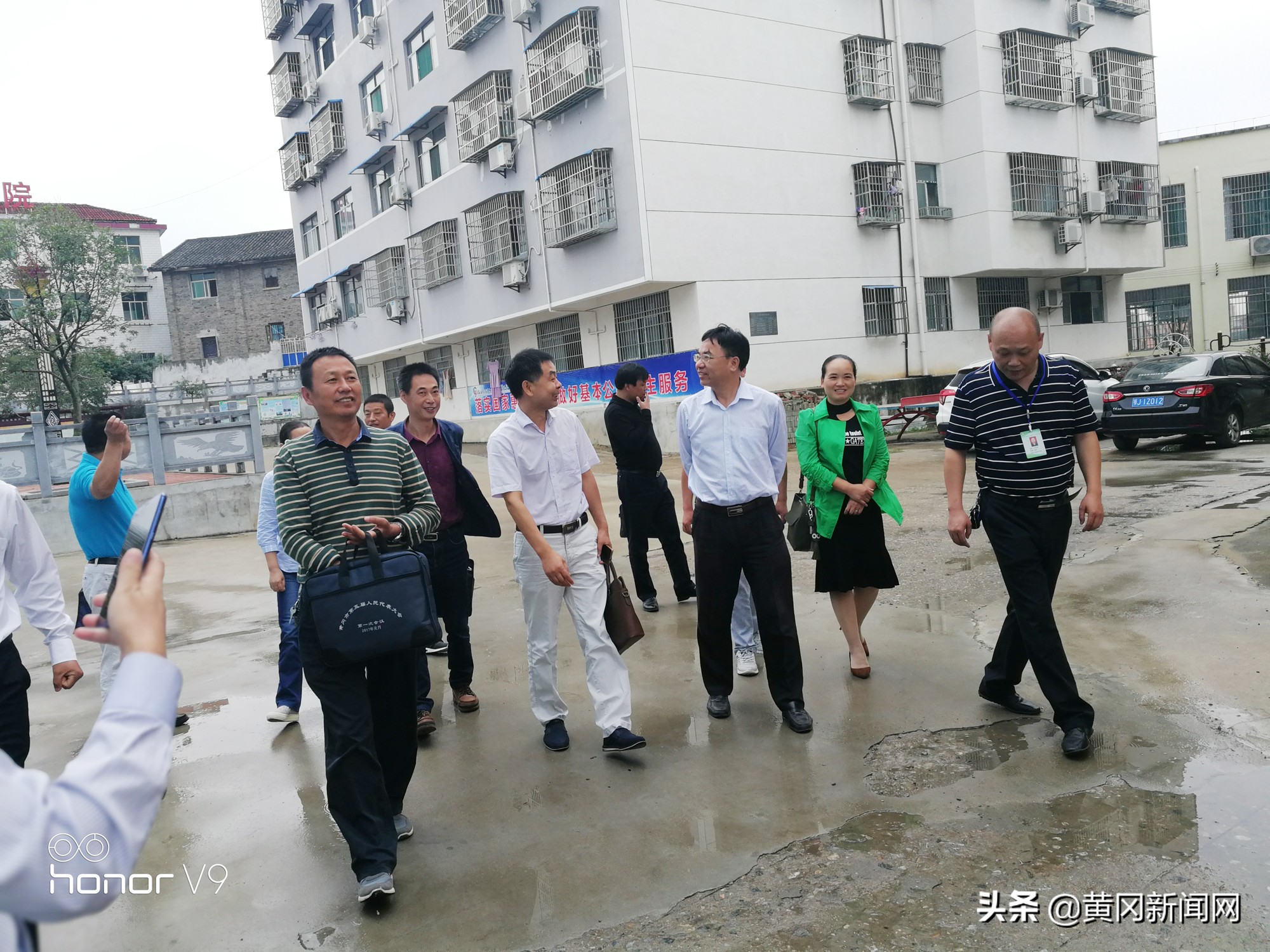 「团风县建设县域紧密型医共体探访之三」走在希望的田野上——团风县人民医院总路咀院区建设纪实