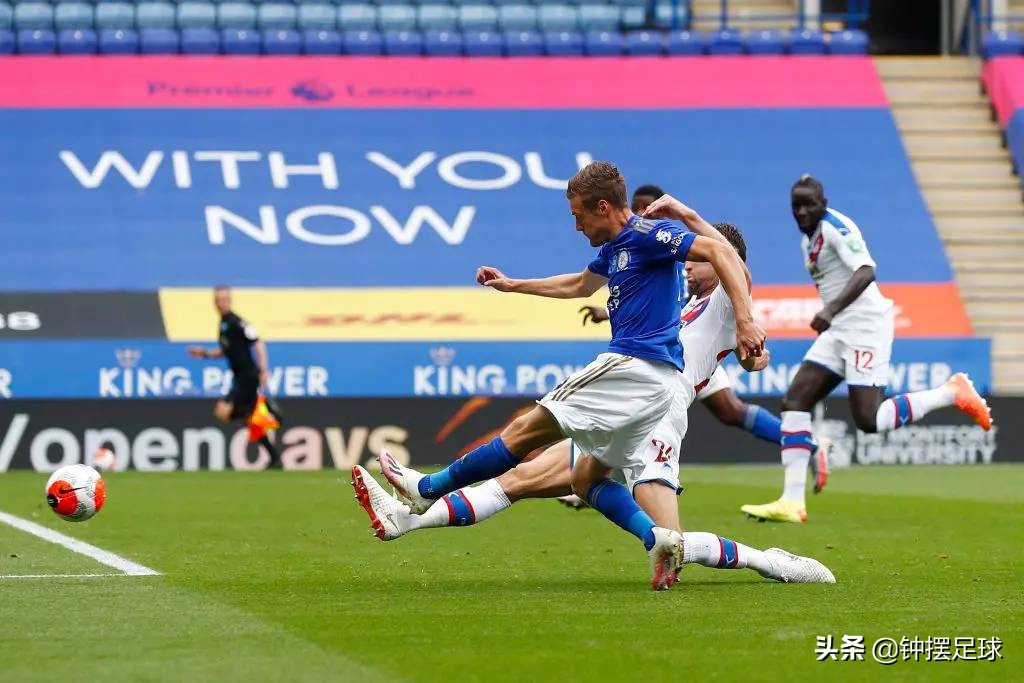 瓦尔迪获得英超最佳射手,梅开二度瓦尔迪斩获英超百球