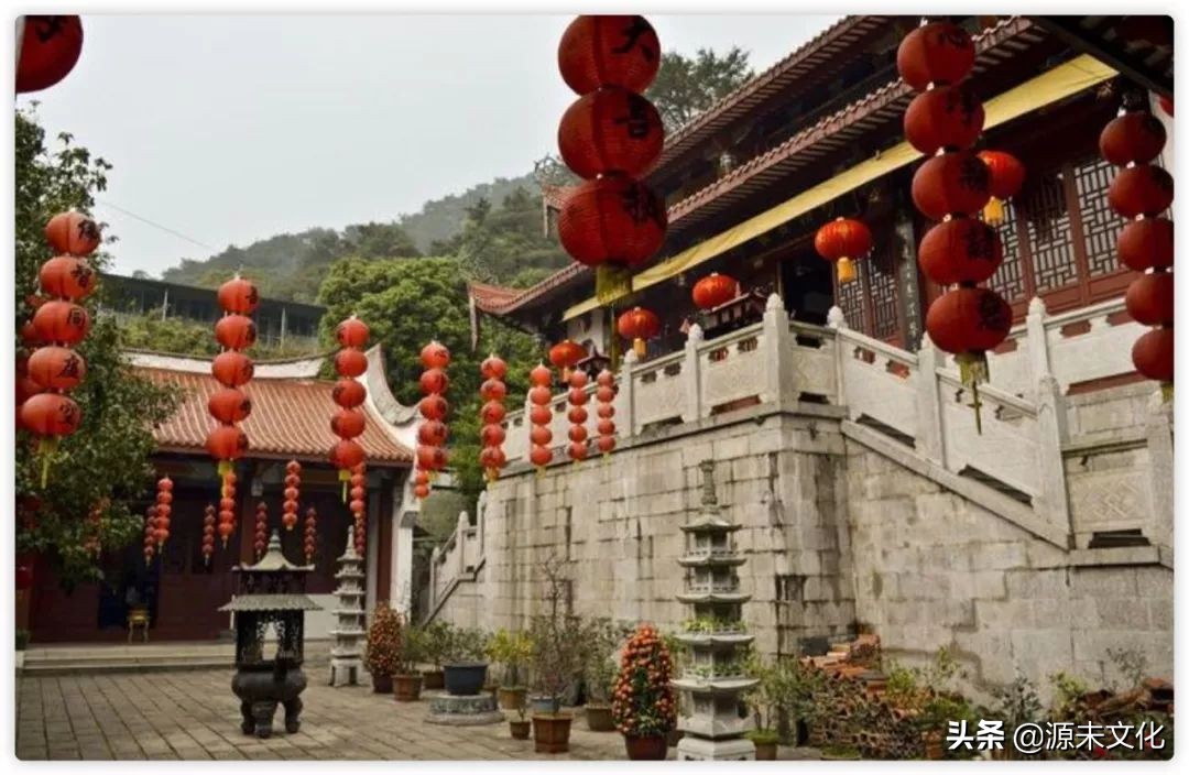 元宵节的特色活动有挂花灯吗,元宵节看灯笼的习俗是怎么来的