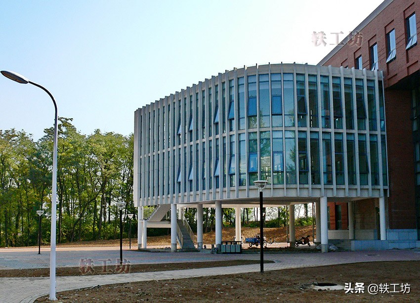 25所非211的双一流大学录取分数线,最强双非大学是国科大吗