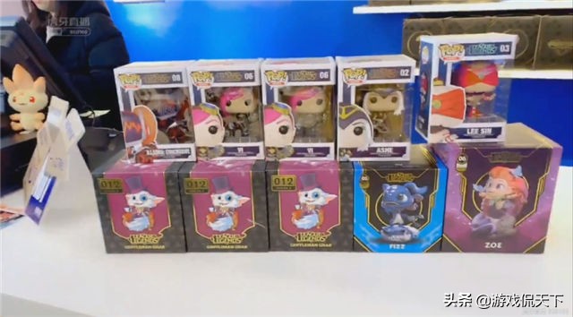 官总TGC现场挑战神秘盒子，疯狂氪金开出这些LOL周边，亏了吗？