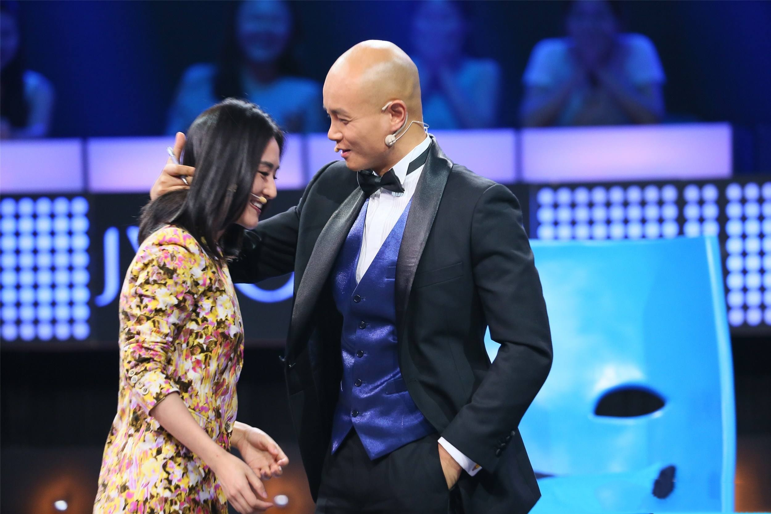 情感大师乐嘉个人资料,情感导师乐嘉的堕落史