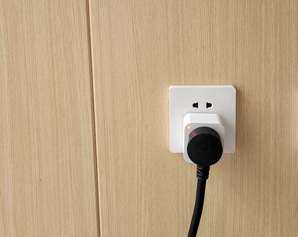 公牛随身充电枪和特斯拉充电桩,电动车便携式充电枪推荐