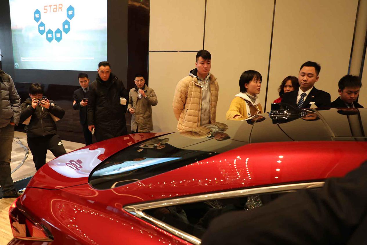 19款亚洲龙有可变悬挂吗,2020款亚洲龙有哪些隐藏功能