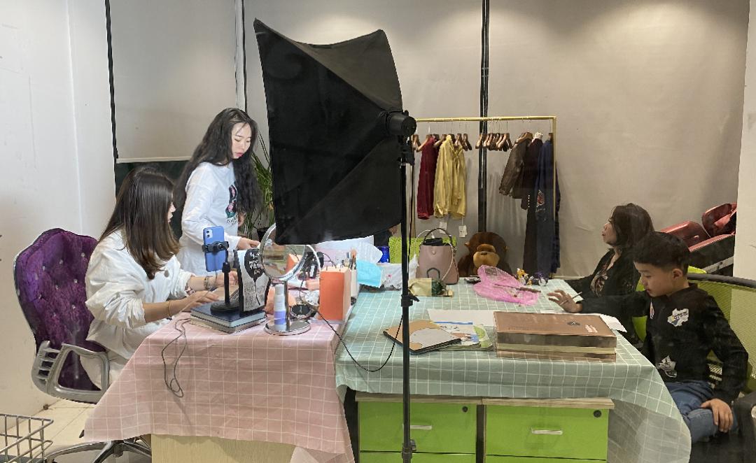 北下朱电商怎么直播带货,北下朱电商直播基地