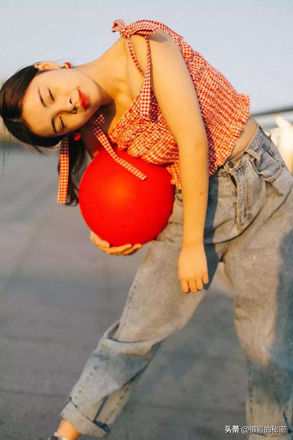 手把手教你拍照表情不自然,四招教你轻松学会拍照精髓