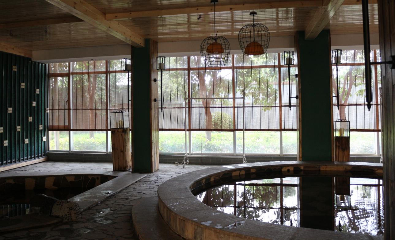 高端温泉度假酒店推荐,郑州忆江南温泉度假酒店