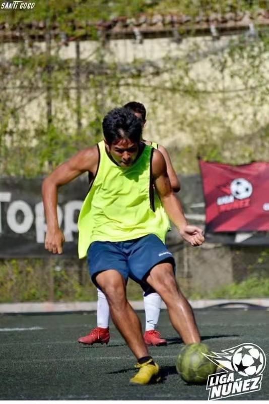 阿根廷中国行球员出场,阿根廷小伙来到中国回国