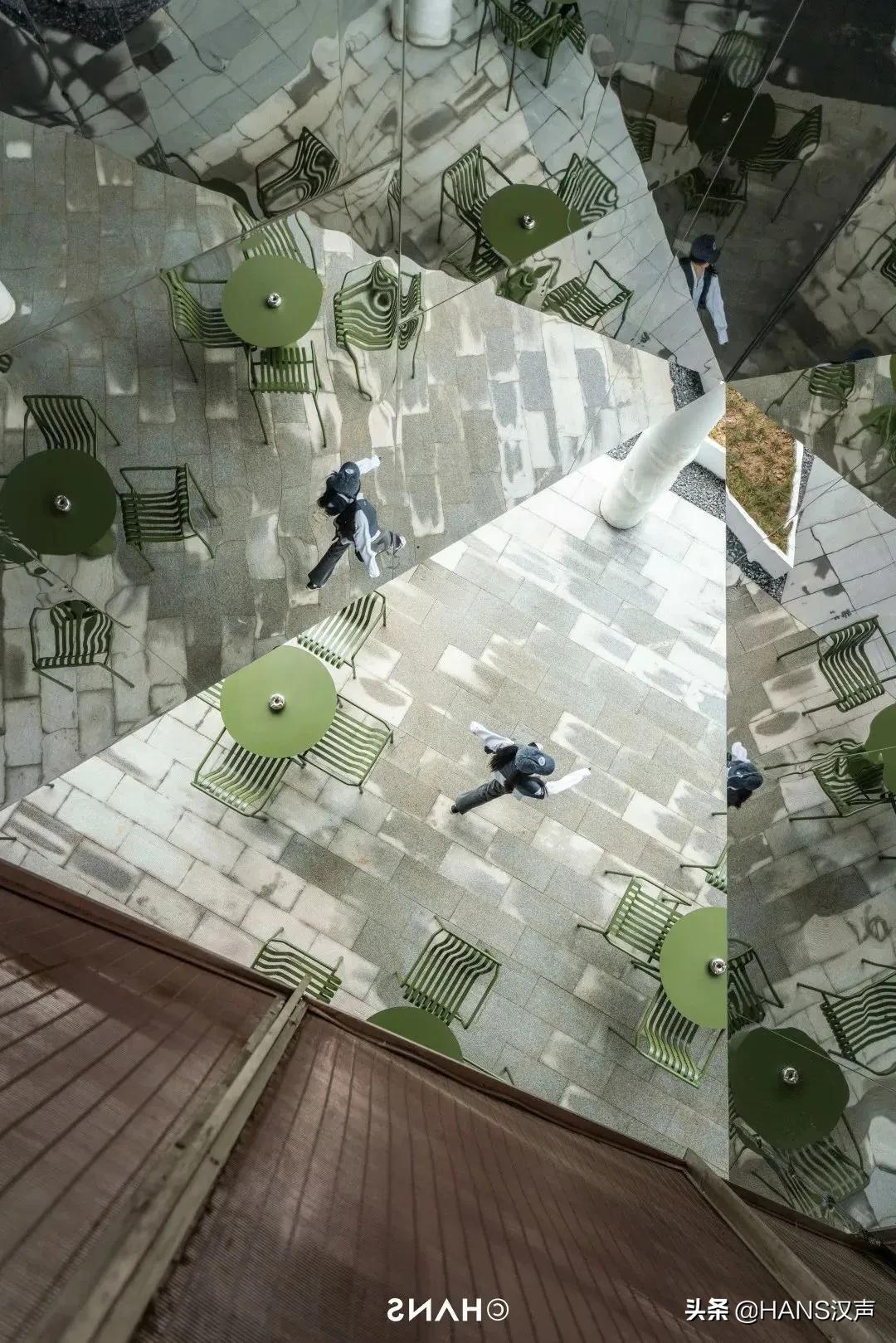 青山区红房子光影秀,青山红房子网红打卡地