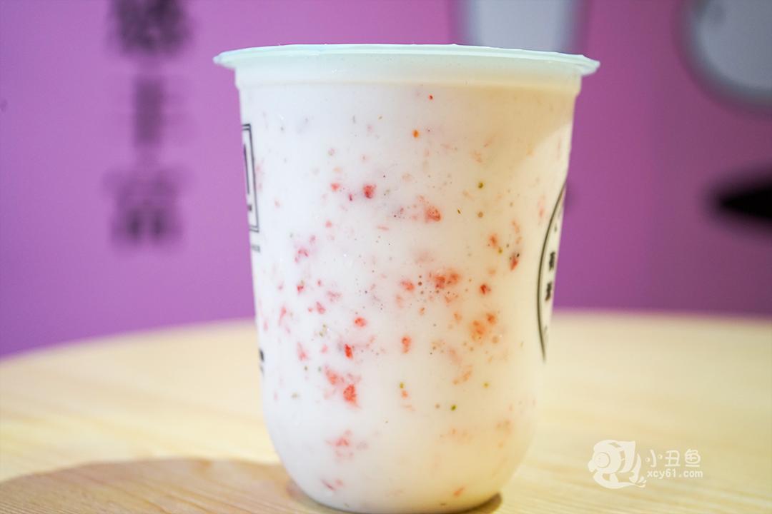 低糖好喝饱腹感超强的酸奶,爆款能嚼的酸奶