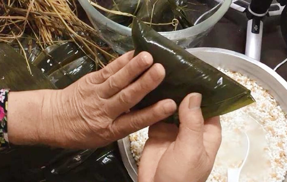 粽子最简单的教程完整版,粽子最简单包法紧实不散不漏米