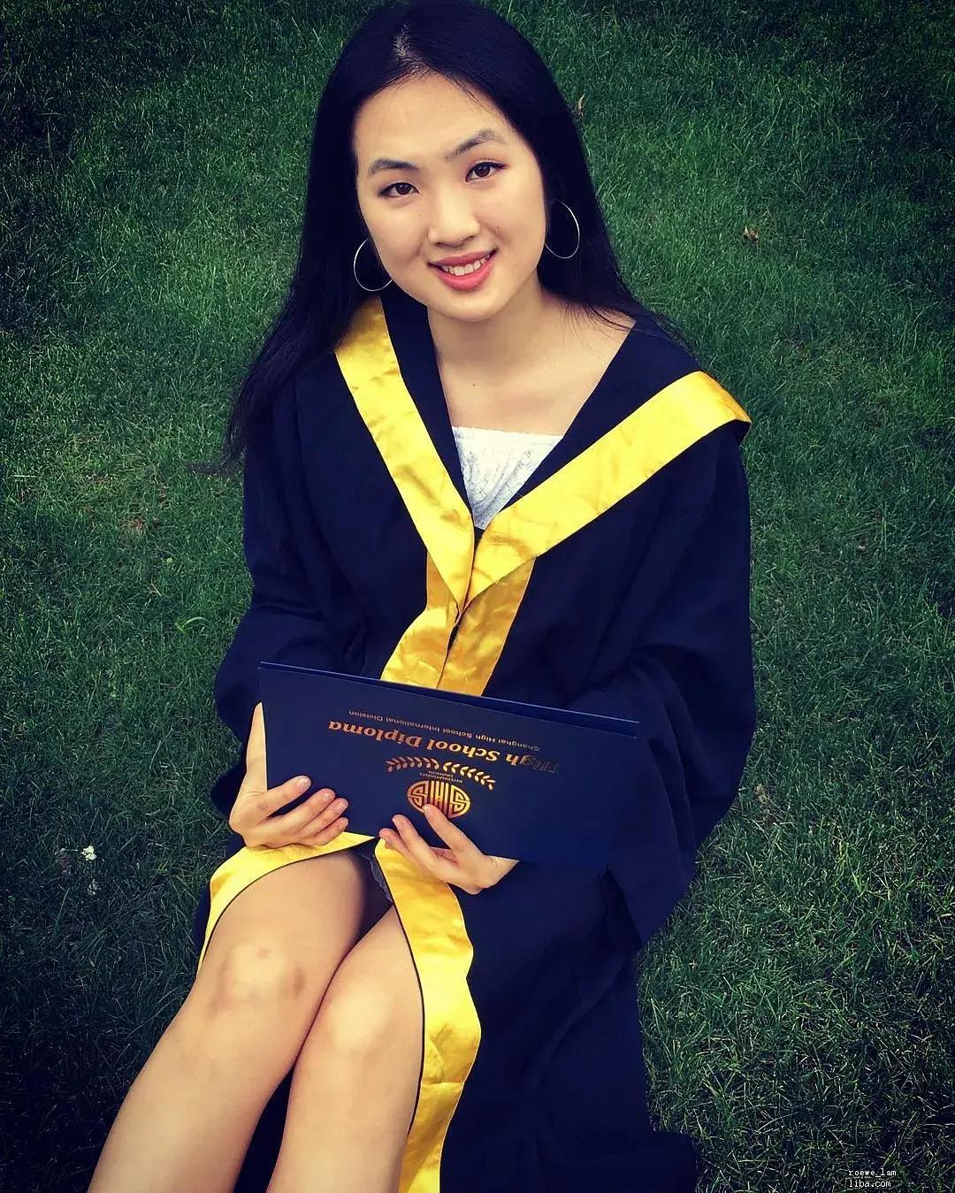 为什么大家只喜欢姐姐不喜欢我,为什么只喜欢姐姐不喜欢妹妹