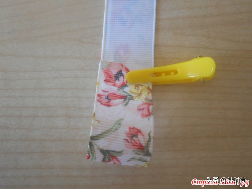 丝带儿童头花蝴蝶结手工制作过程,丝带蝴蝶结头花制作教程