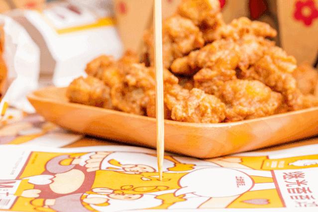 古城这家店很小,但鸡炸得好