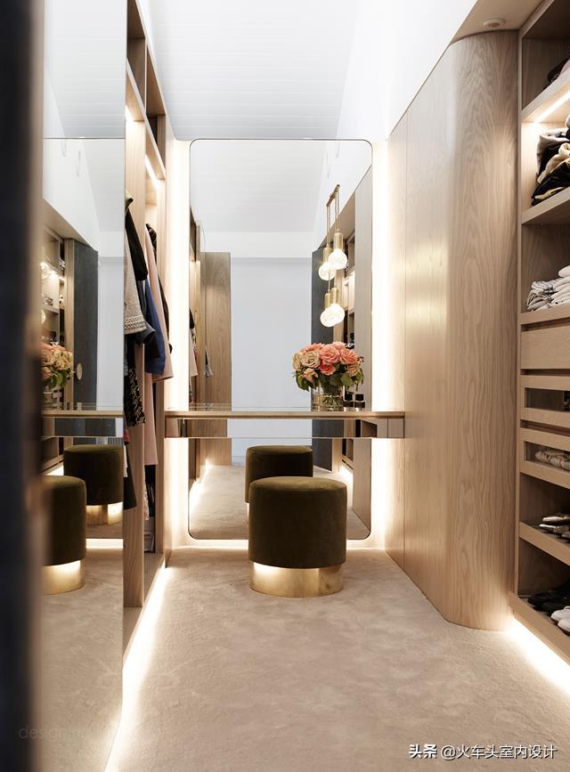 走入式衣帽间设计效果图轻奢风,轻奢简约大气衣帽间