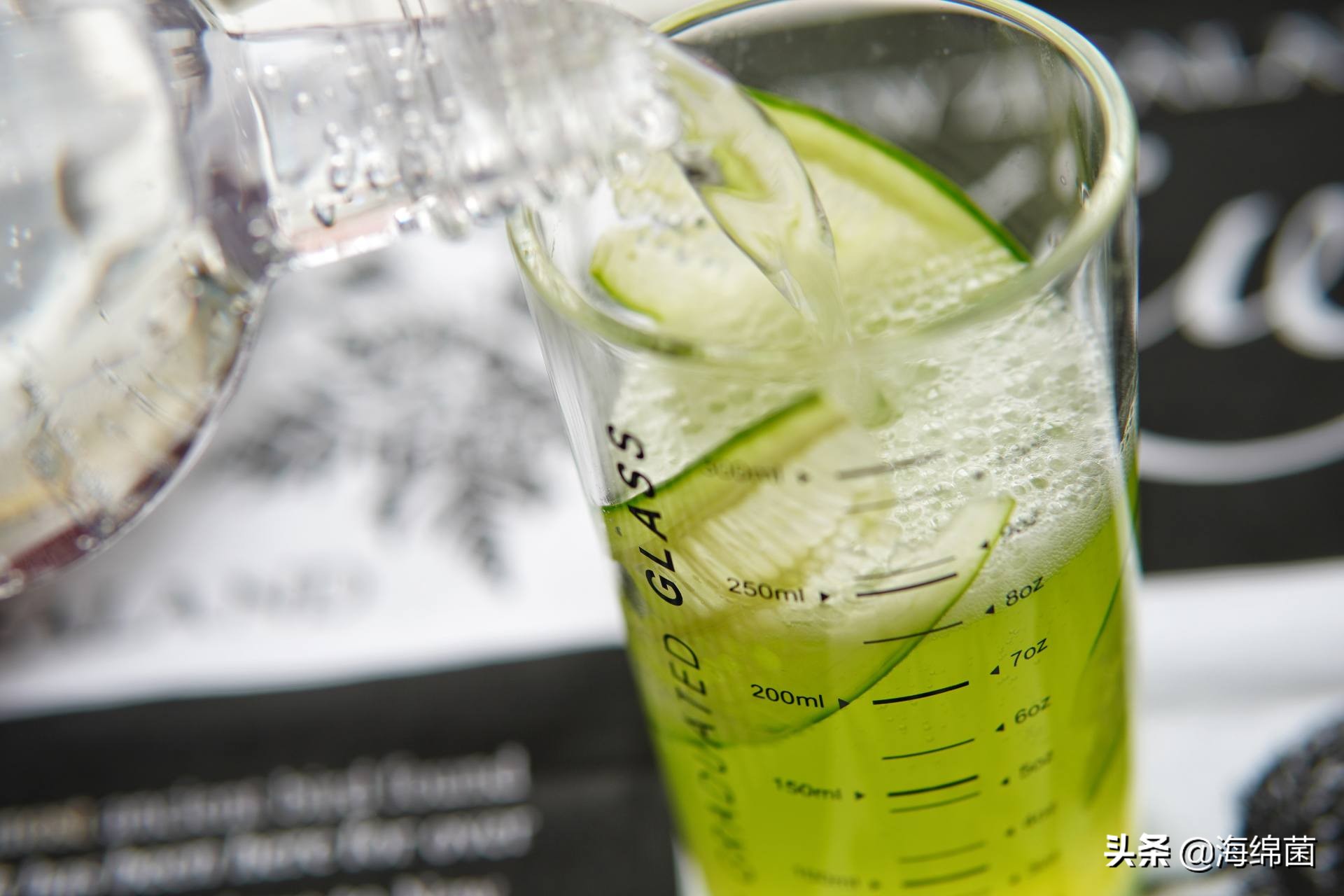 教你做一杯超好喝的夏日饮料,简单自制气泡水饮料