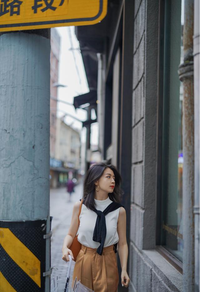 沙漏型的身材让人羡慕？掌握好了穿搭风格，你的身材更加出众