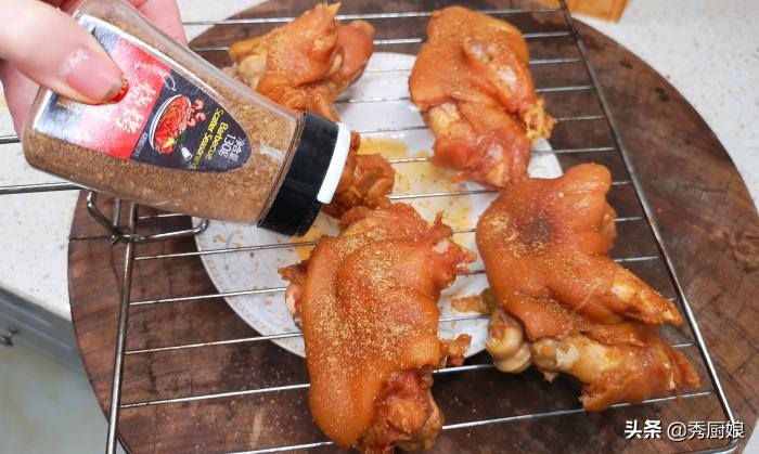 怎么炖猪蹄软烂不腻好吃,炖猪蹄怎么才能软烂入味