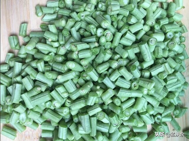 自制酸豆角，第二天瓶底鼓了怎么办？来！这么做照样嘎崩脆