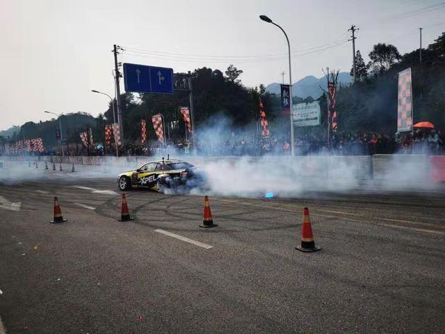 重庆铜梁汽车模拟驾驶体验馆,重庆自动驾驶测试路段