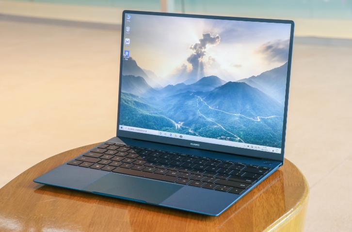 荣耀和华为，到底有哪些区别？一个潮流一个内敛