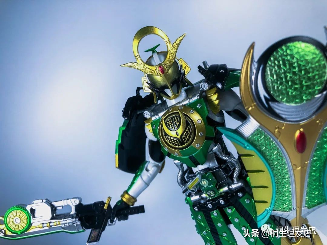 万代shf假面骑士斩月,假面骑士斩月胜吼形态shf