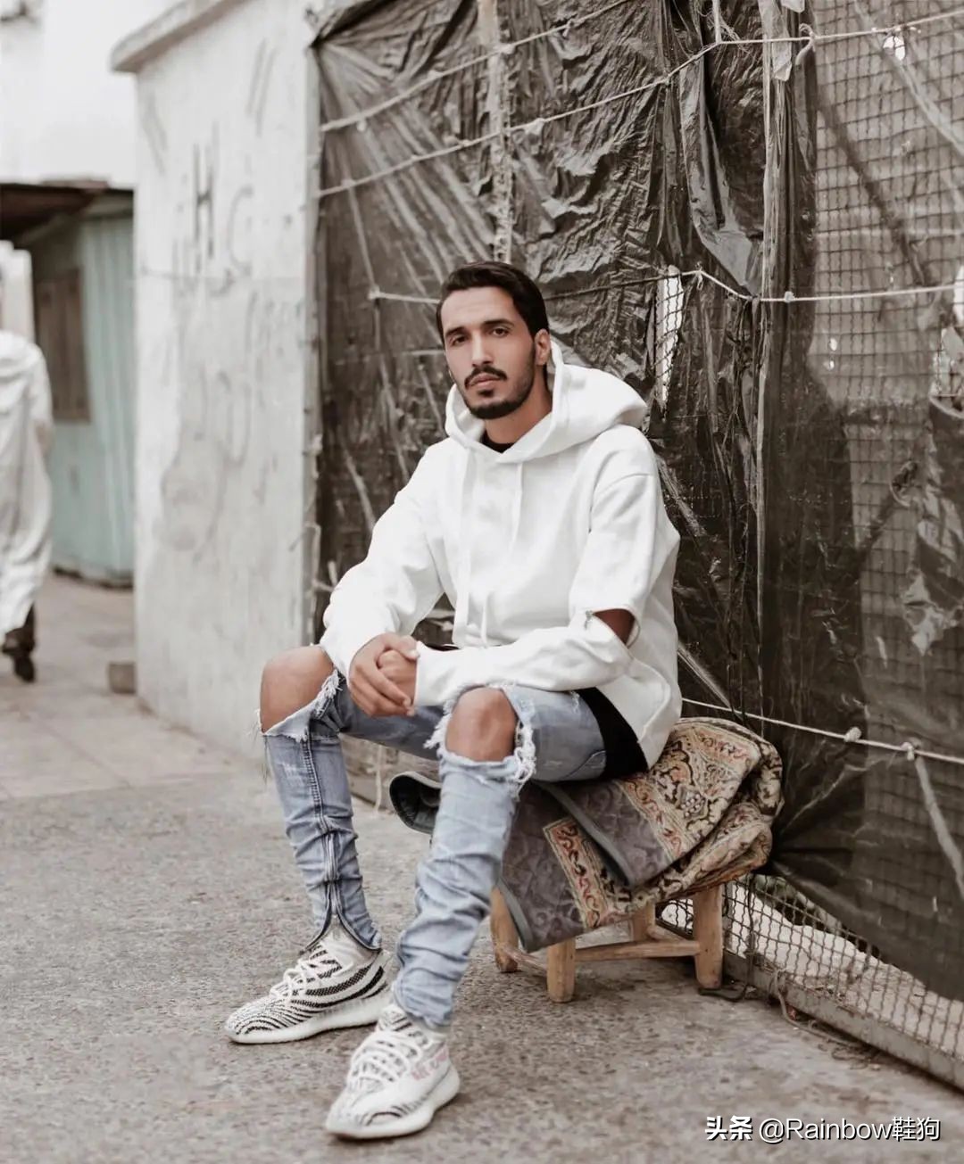 小众不烂大街的yeezy350 (女生最值得入手的yeezy350)