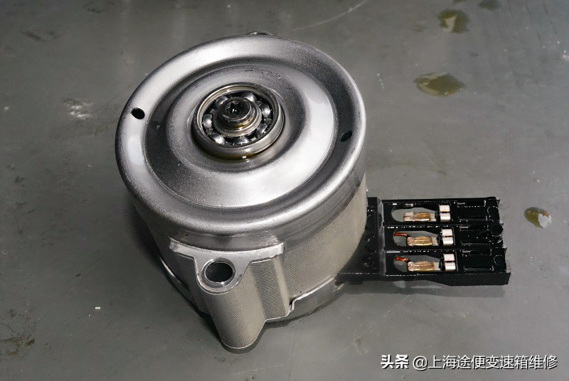 高尔夫dq200干式双离合报6挡故障,高尔夫dq250变速箱