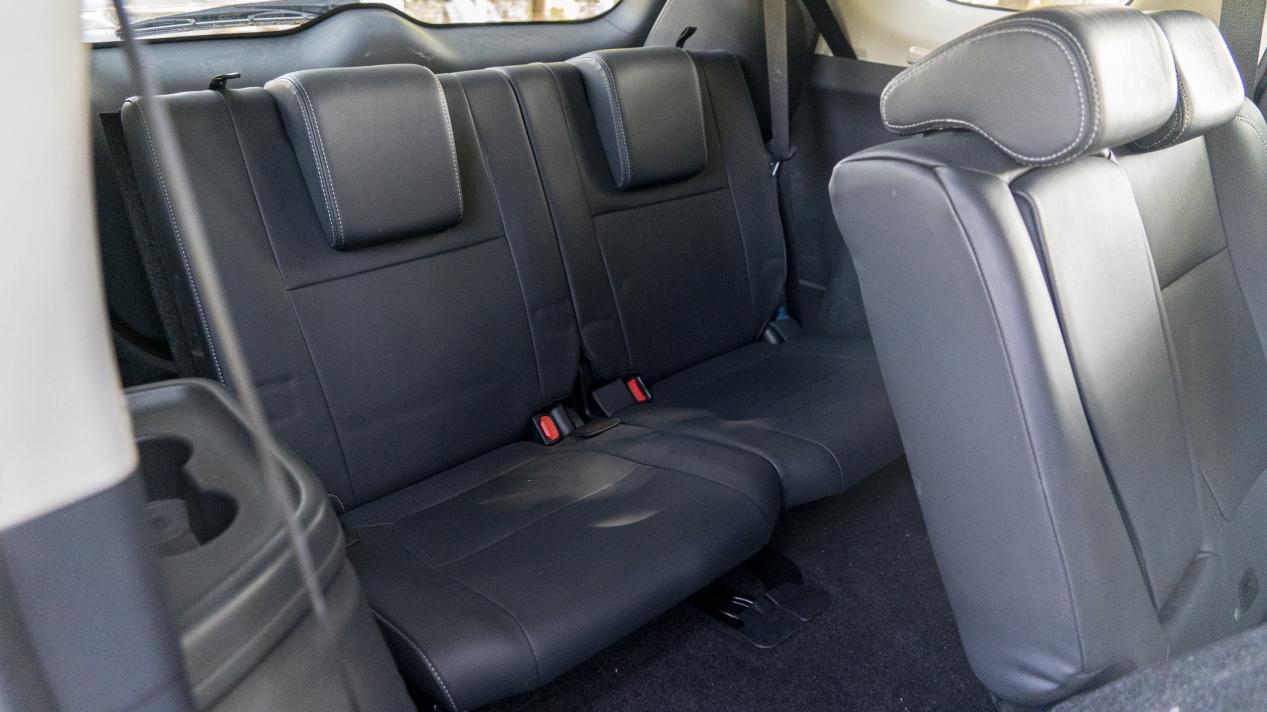 动力好底盘稳操控好的车,动力强操控好底盘扎实的几款车