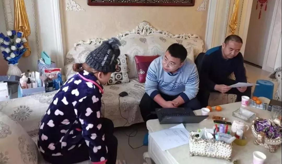 编“话术”、写剧本,戏精团伙分4步专挑“宝妈”微商行骗