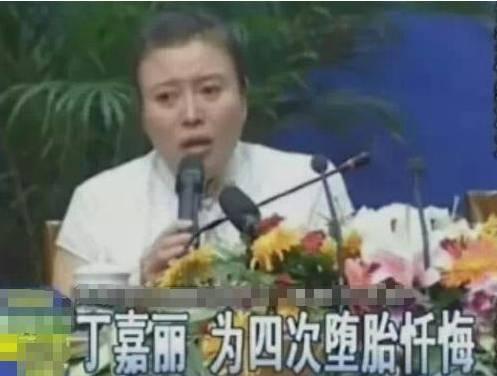 最惨星二代:被母亲抛弃父亲至今下落不明寄养叔叔家常遭毒打