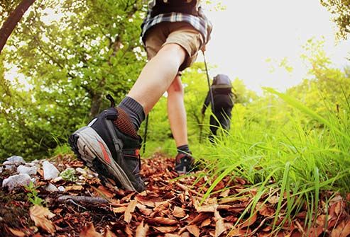 万达体育更新招股书,长租公寓投诉量再上涨丨奇扒说0715