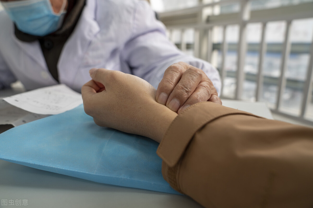 中医药界院士国医大师,中医院士陈可冀视频