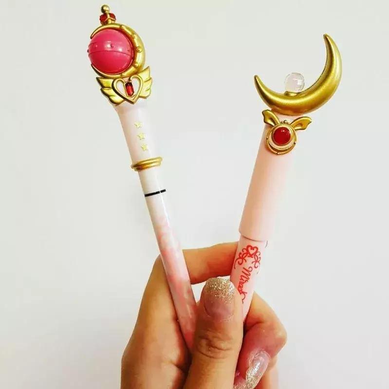 美少女战士联名彩妆，代表月亮来圈钱啦