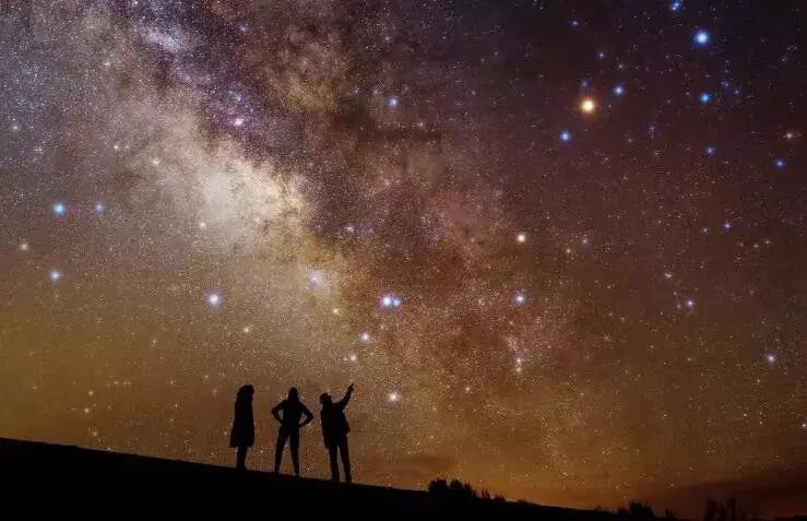 肉眼看到的星空有多美,星空到底有多美呢