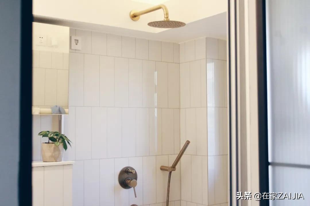 不服输的北漂打工人！徒手造家具，40m²改出两室一厅